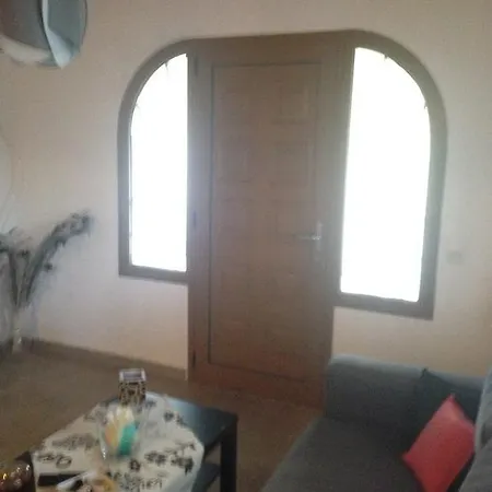 펜션 Niki 네오스마르마라스