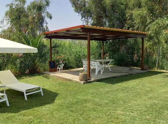 Niki Сasa de vacaciones Neos Marmaras