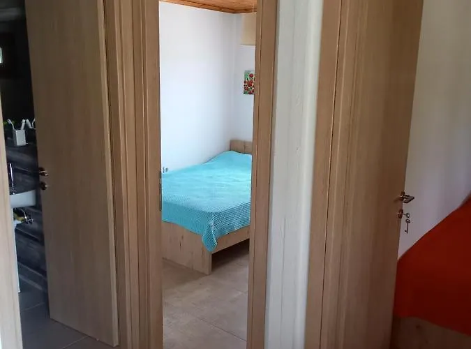 Niki * 新马尔马拉斯